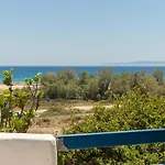 Maria's Village Апартаменты *